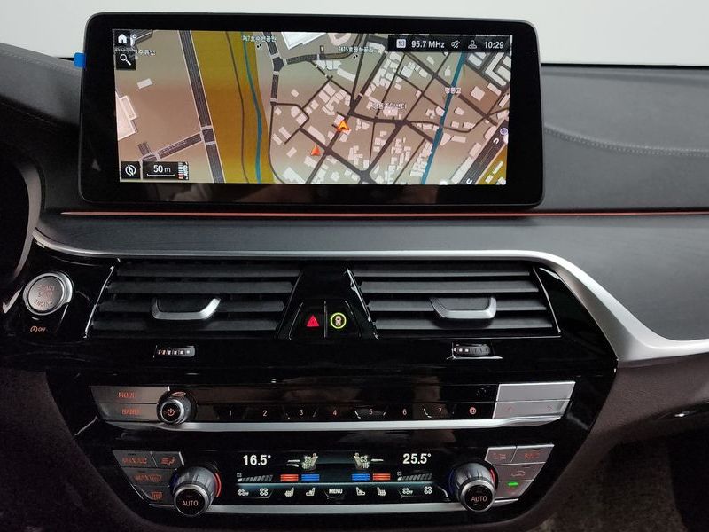 2022 BMW 6 Series 620d M Sport photo 14