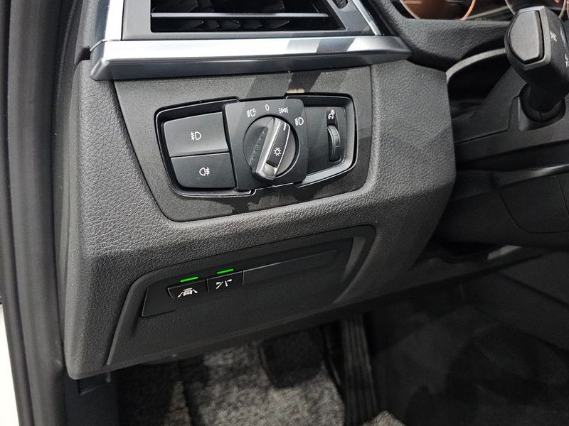 2018 BMW 3 Series 320d photo 18