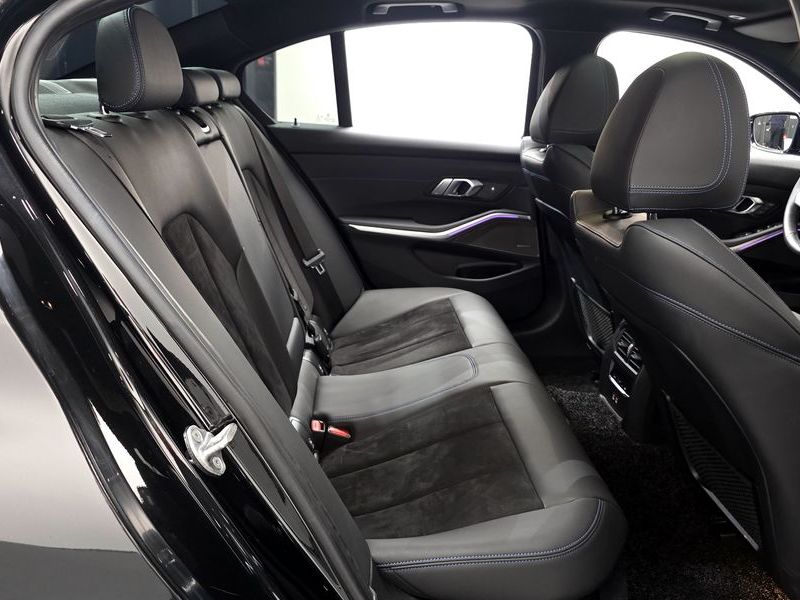 2021 BMW 3 Series 320i M Sport photo 11