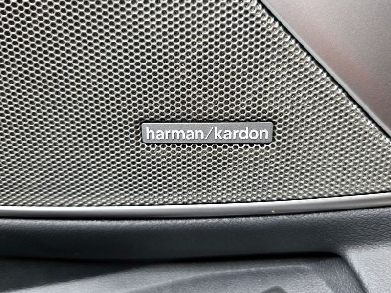2021 BMW 3 Series 320i M Sport photo 28