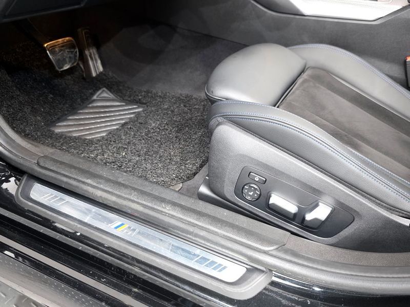 2021 BMW 3 Series 320i M Sport photo 30