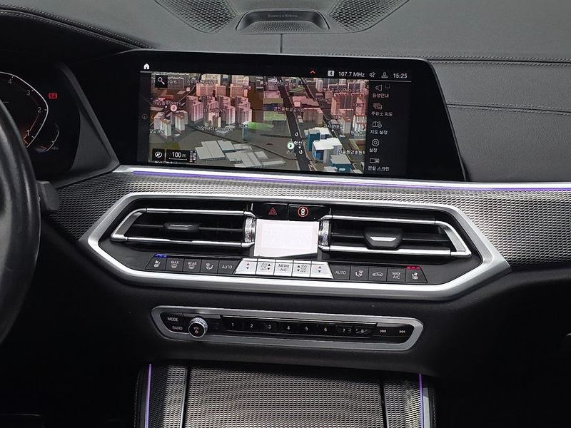 2021 BMW X5 xDrive 30d M Sport photo 14