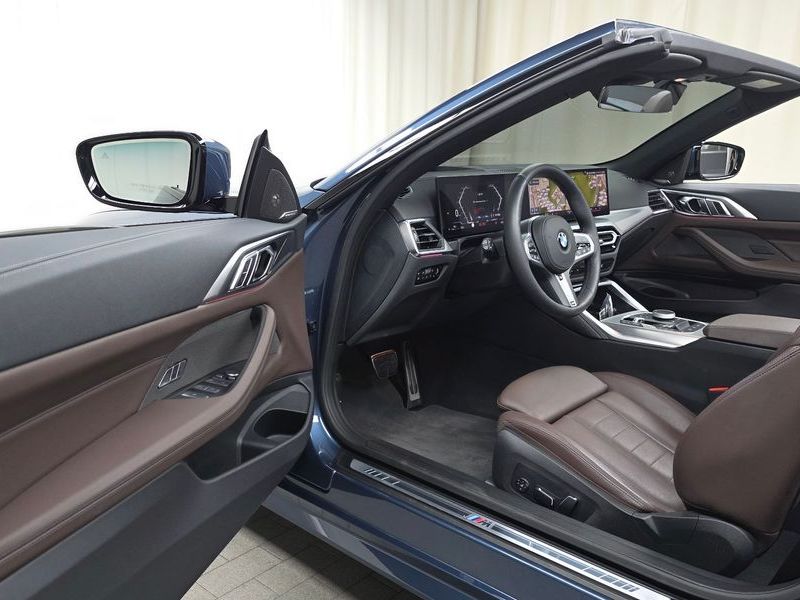 2024 BMW 4 Series 420i M Sport Convertible photo 10