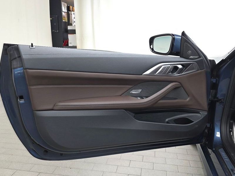 2024 BMW 4 Series 420i M Sport Convertible photo 24