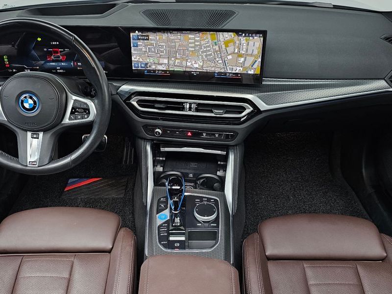 2023 BMW i4 eDrive40 M Sports Pro photo 7