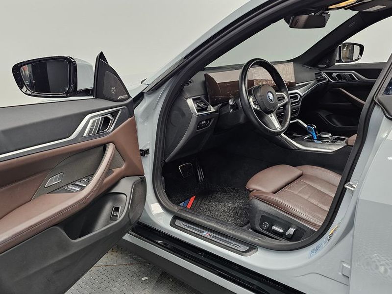 2023 BMW i4 eDrive40 M Sports Pro photo 10