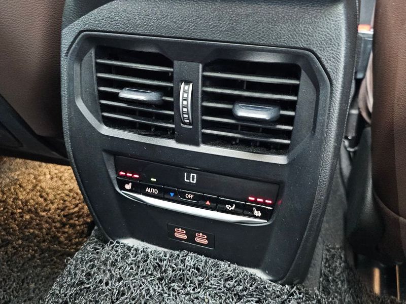 2023 BMW i4 eDrive40 M Sports Pro photo 19