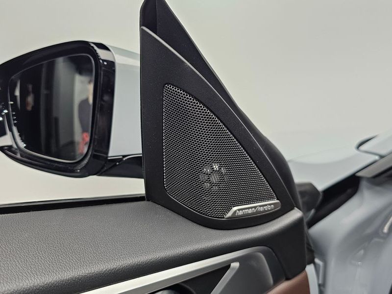 2023 BMW i4 eDrive40 M Sports Pro photo 28