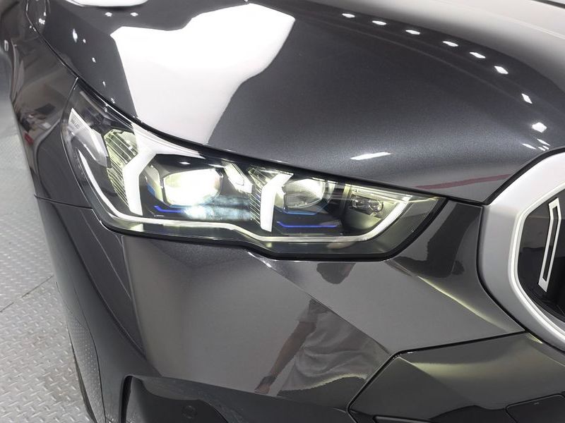 2025 BMW 5 Series 520i M Sport photo 22