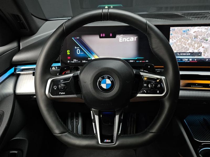 2024 BMW 5 Series 530i xDrive M Sport photo 13