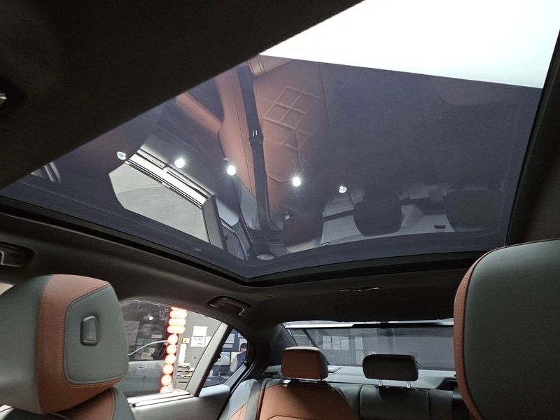 2024 BMW 5 Series 530i xDrive M Sport photo 19