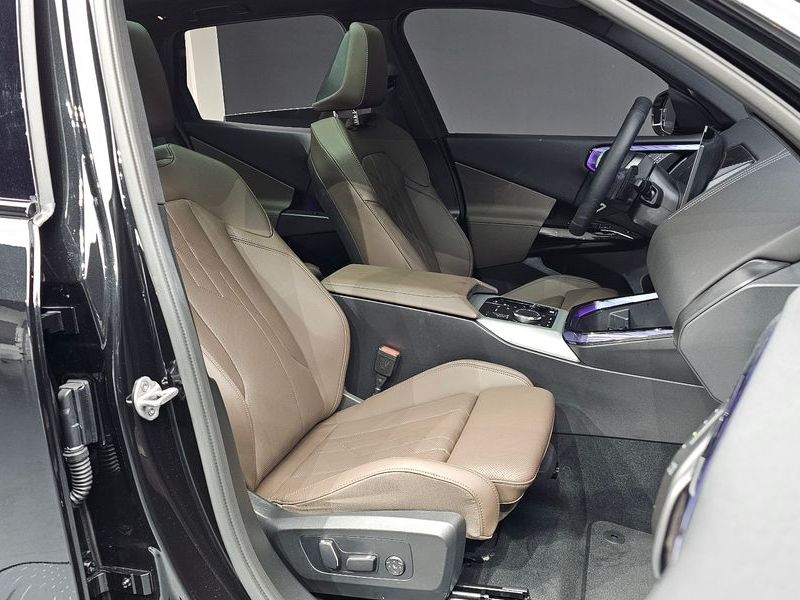 2026 BMW X3 xDrive 20 M Sport photo 11