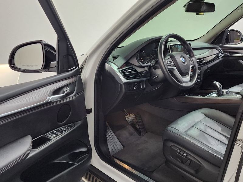 2017 BMW X5 xDrive 30d photo 10