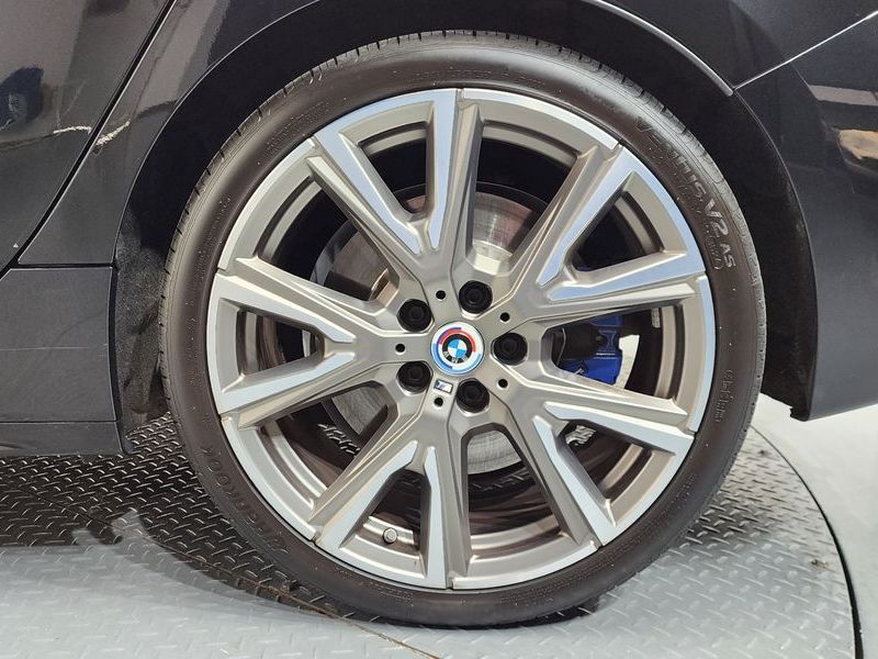 2022 BMW 1 Series M135i xDrive photo 21