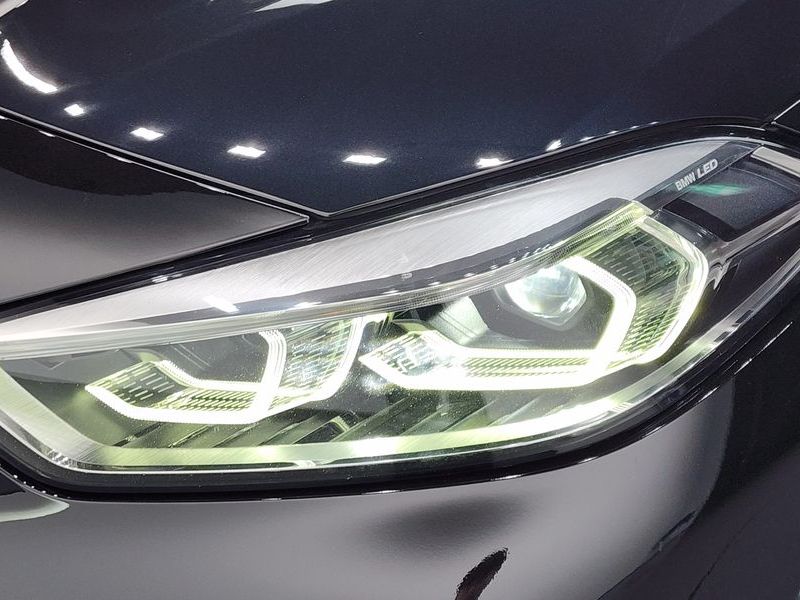 2022 BMW 1 Series M135i xDrive photo 22