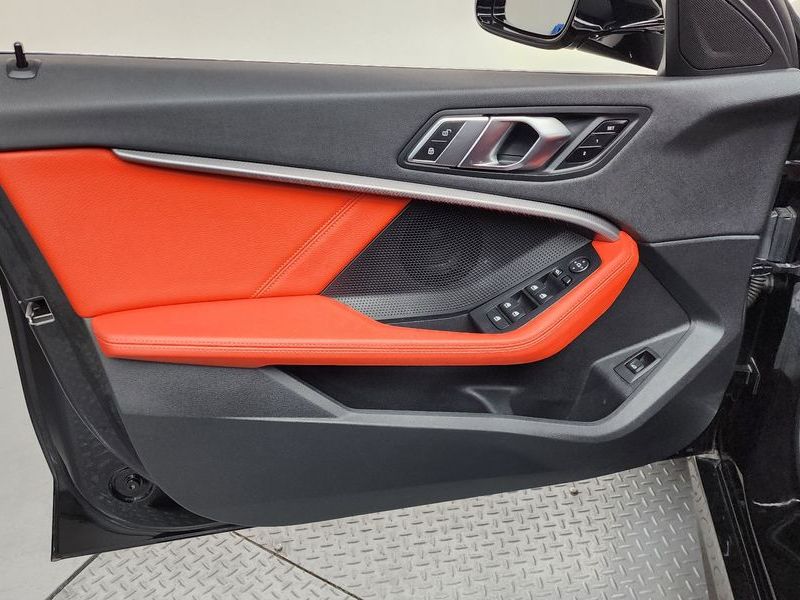 2022 BMW 1 Series M135i xDrive photo 24