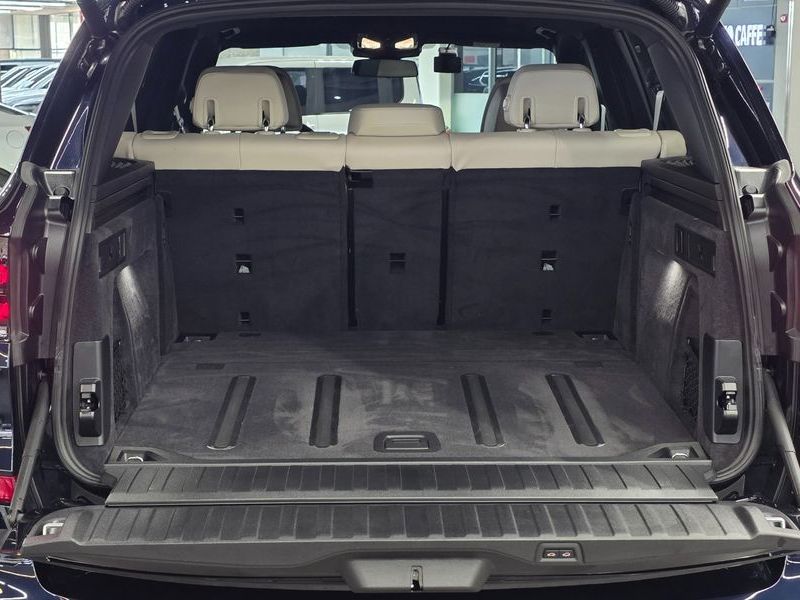 2026 BMW X5 xDrive 40i M Sport photo 11