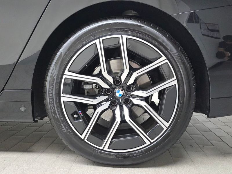 2025 BMW 7 Series 740i xDrive M Sport Limited photo 21
