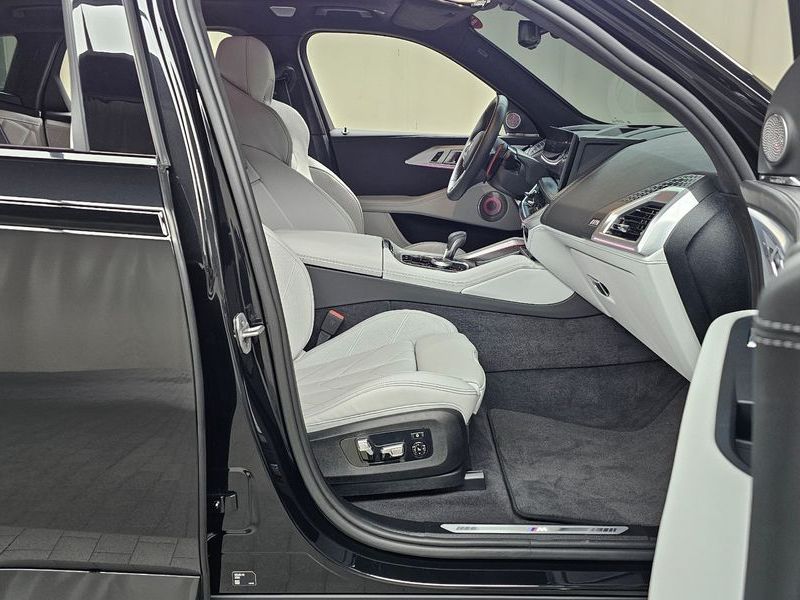 2026 BMW XM 4.4 Lable photo 26