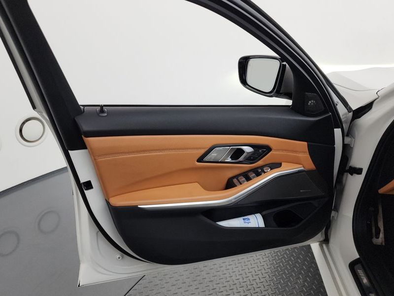 2022 BMW 3 Series M340i photo 24