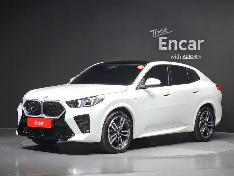 2025 BMW X2 xDrive 20i M Sport photo 1