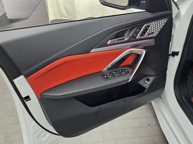 2025 BMW X2 xDrive 20i M Sport photo 24