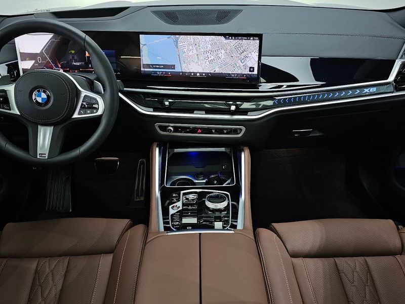 2026 BMW X6 xDrive40d M Sport Online Exclusive photo 7