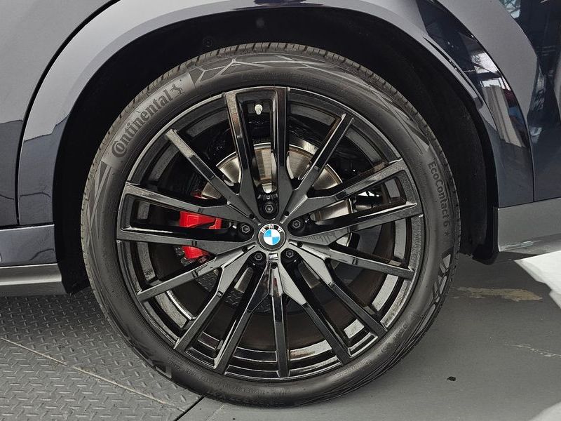 2026 BMW X6 xDrive40d M Sport Online Exclusive photo 21