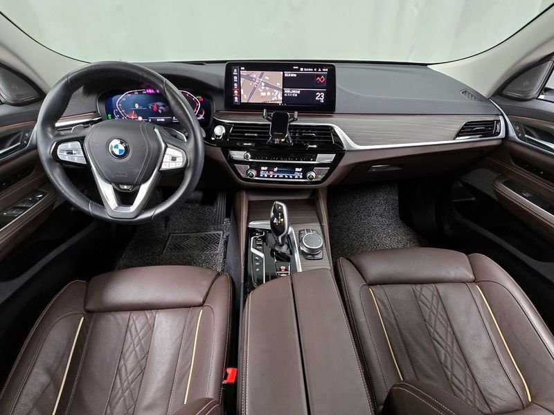 2022 BMW 6 Series 630i xDrive Luxury photo 7