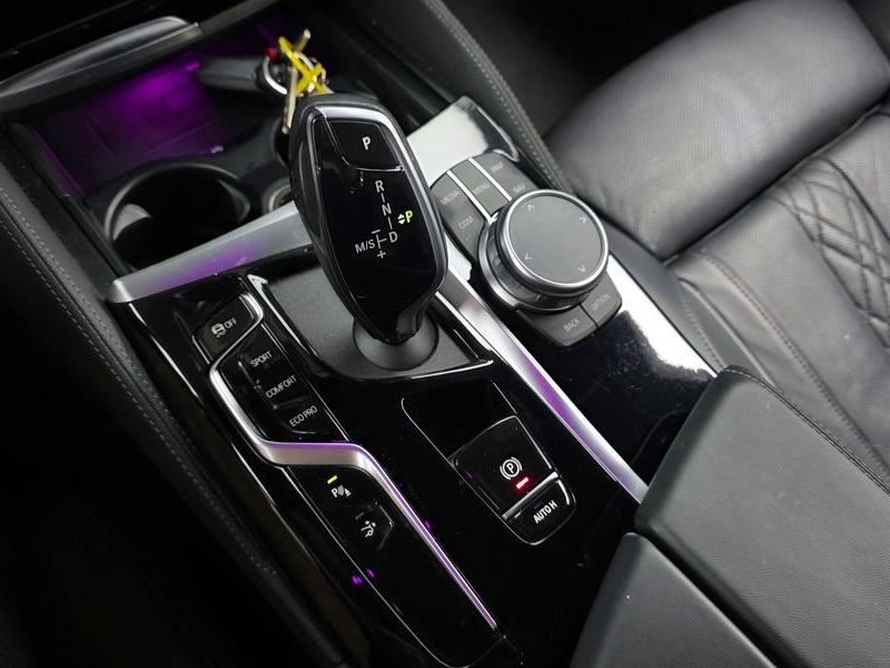 2022 BMW 6 Series 630i xDrive M Sport photo 9