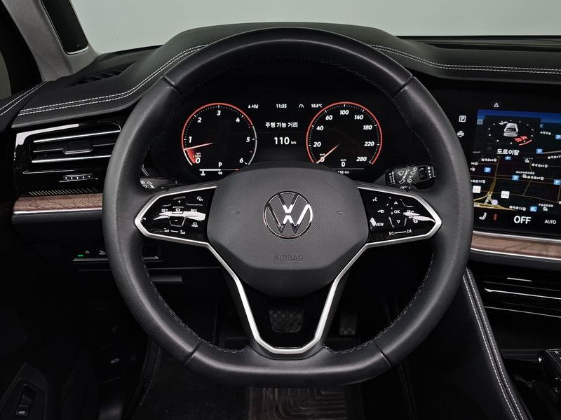 2024 Volkswagen Touareg 3.0 TDI Prestige photo 13