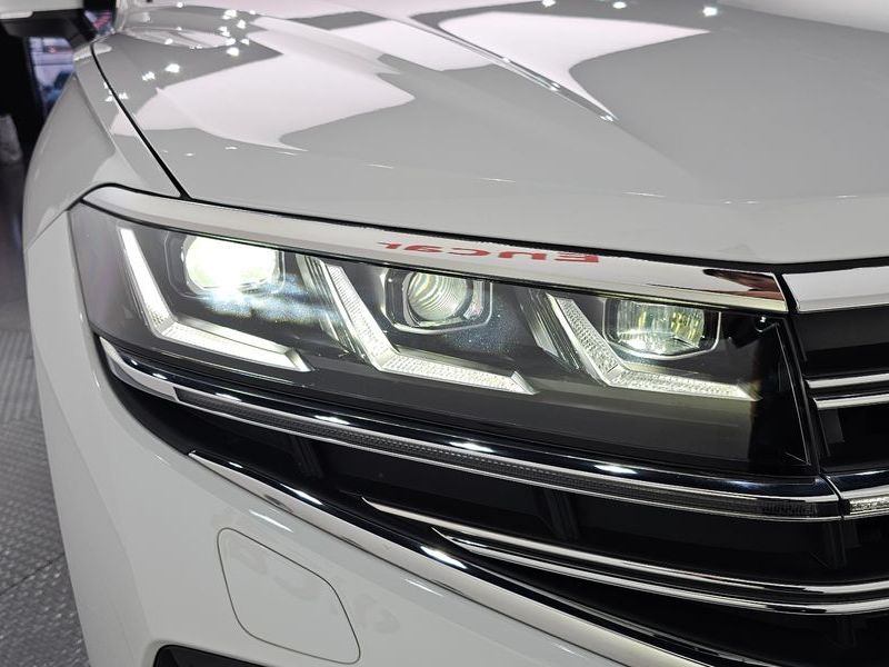 2024 Volkswagen Touareg 3.0 TDI Prestige photo 22