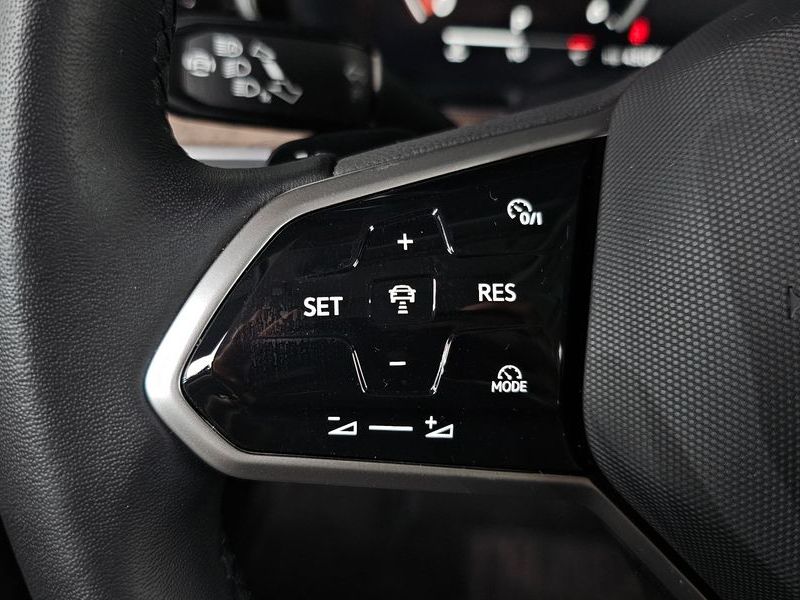 2024 Volkswagen Touareg 3.0 TDI Prestige photo 27