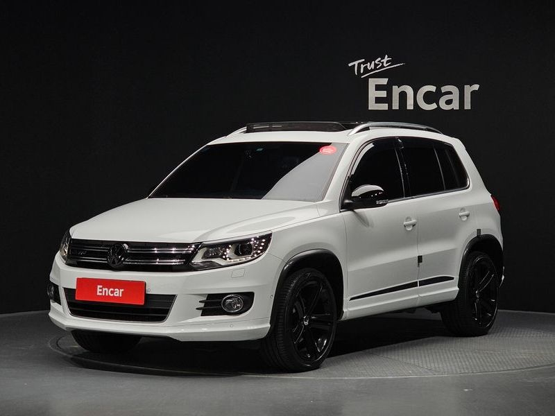 2015 Volkswagen Tiguan 2.0 TDI R-Line 5N photo 1