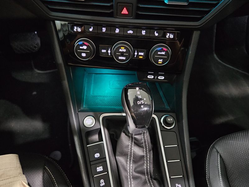 2023 Volkswagen Jetta 1.5 TSI Prestige photo 9
