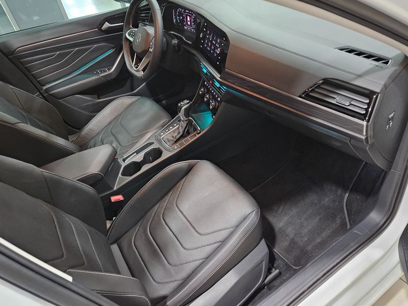 2023 Volkswagen Jetta 1.5 TSI Prestige photo 13