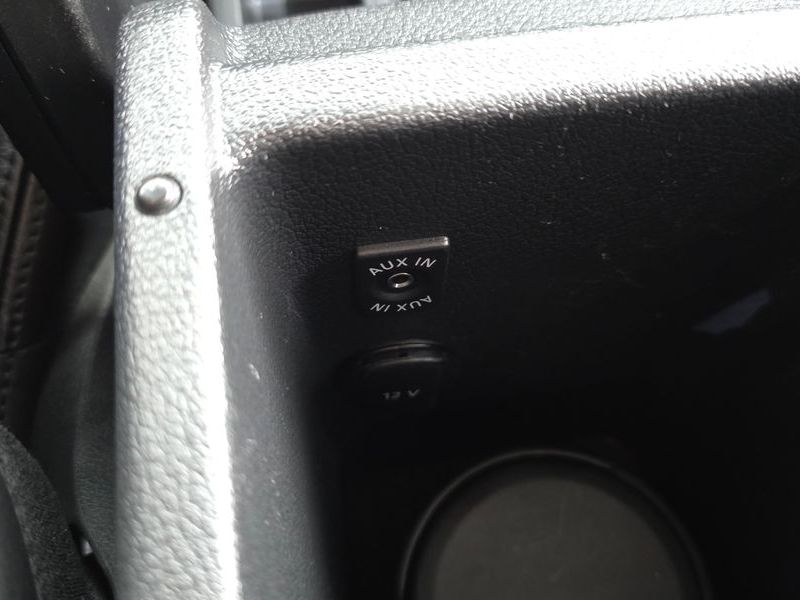 2012 Volkswagen Tiguan 2.0 TDI Comfort 5N photo 12