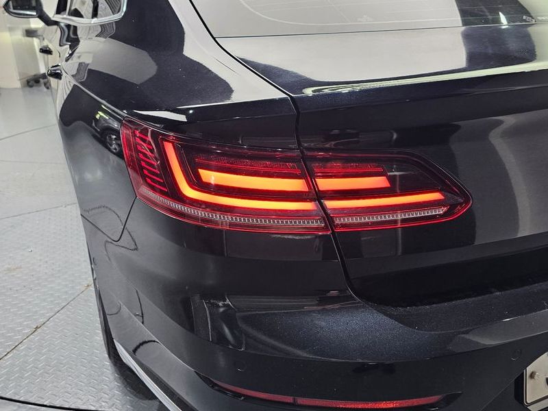 2018 Volkswagen Arteon 2.0 TDI Premium photo 23