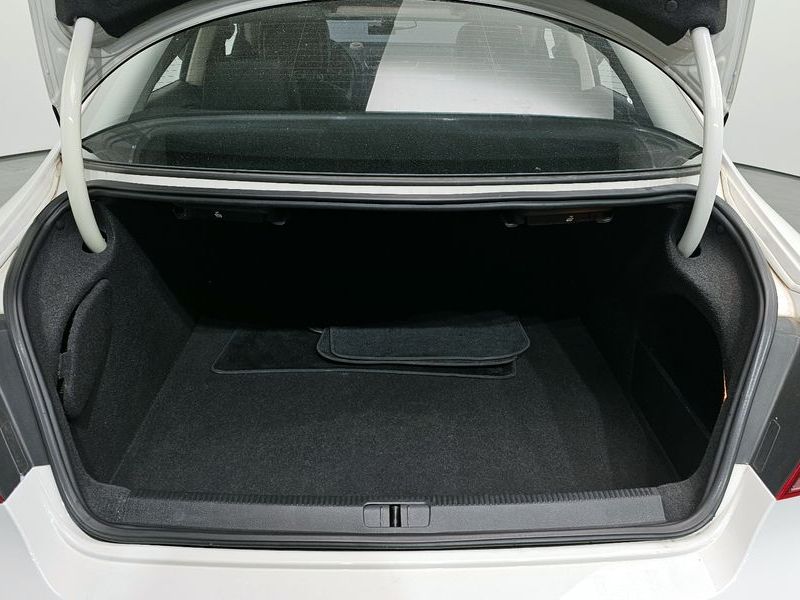 2015 Volkswagen New CC 2.0 TDI BlueMotion photo 20