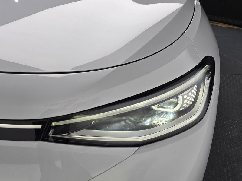 2022 Volkswagen ID.4 Pro photo 22