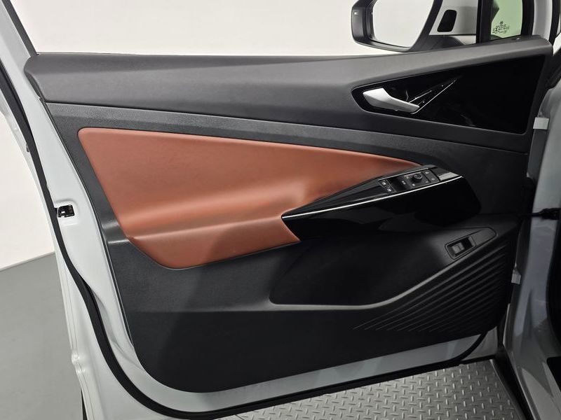 2022 Volkswagen ID.4 Pro photo 24