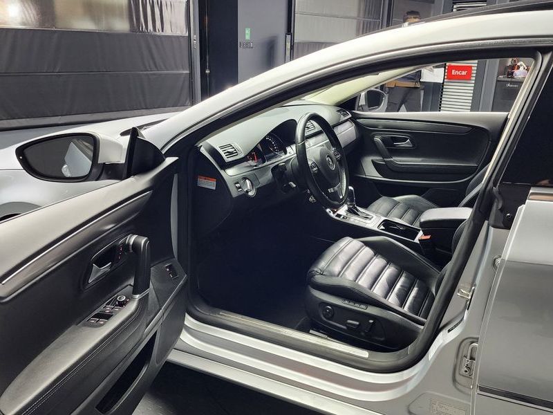 2013 Volkswagen New CC 2.0 TDI BlueMotion photo 10