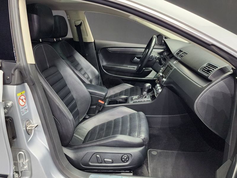 2013 Volkswagen New CC 2.0 TDI BlueMotion photo 11