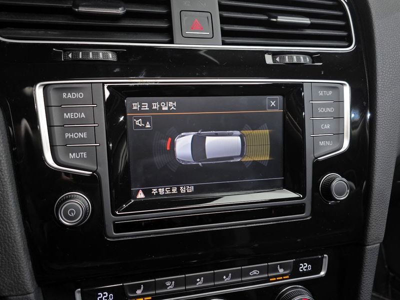 2015 Volkswagen Golf 2.0 TDI photo 15