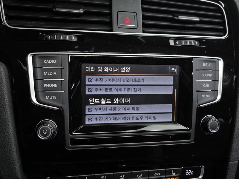 2015 Volkswagen Golf 2.0 TDI photo 16