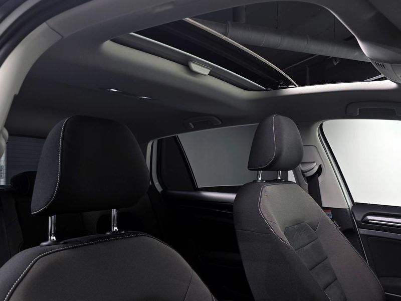 2015 Volkswagen Golf 2.0 TDI photo 18