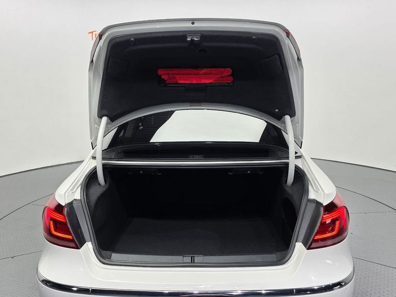 2014 Volkswagen New CC 2.0 TSI photo 20