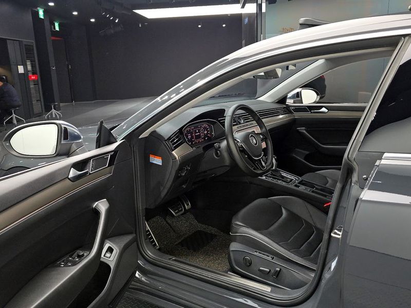 2020 Volkswagen Arteon 2.0 TDI Prestige photo 10