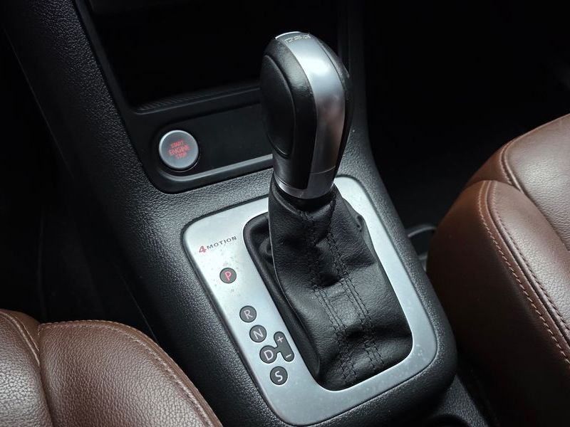 2015 Volkswagen Tiguan 2.0 TDI Comfort 5N photo 9