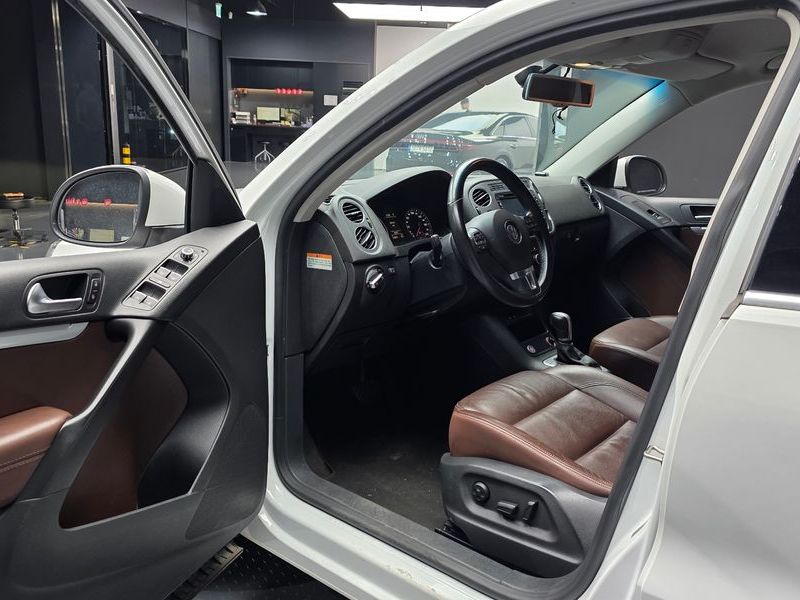 2015 Volkswagen Tiguan 2.0 TDI Comfort 5N photo 10